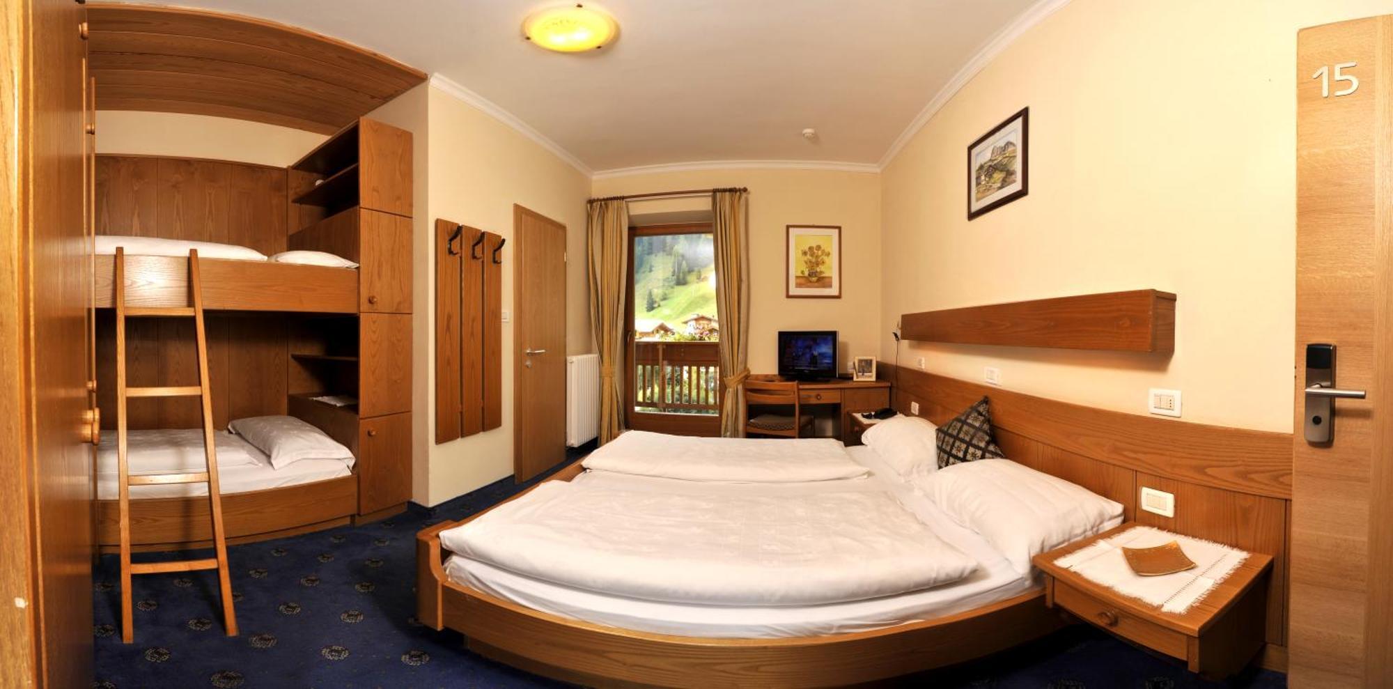 Hotel Europa Dolomites Selva di Val Gardena Ngoại thất bức ảnh